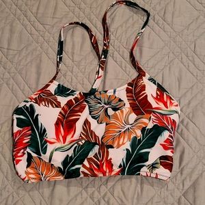 NWOT Bikini top